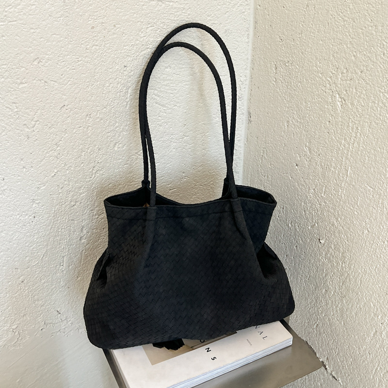 Niche Woven-pattern Underarm Tote Bag Womens Large-capacity Commuter Handbag For Autumn photo 5