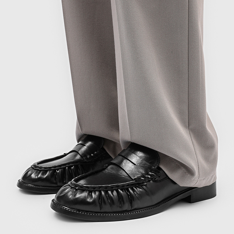 Men's Handcrafted Pleated Slip-On Flat Shoes photo 7