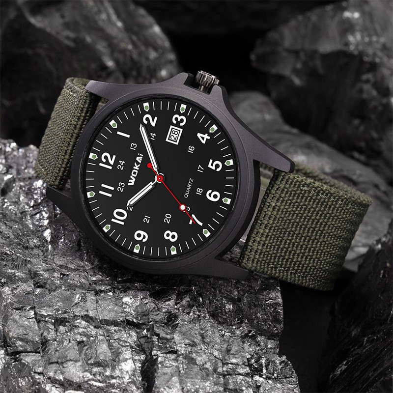 Sporty Nylon Strap Mens Quartz Watch Minimalist Design photo 1
