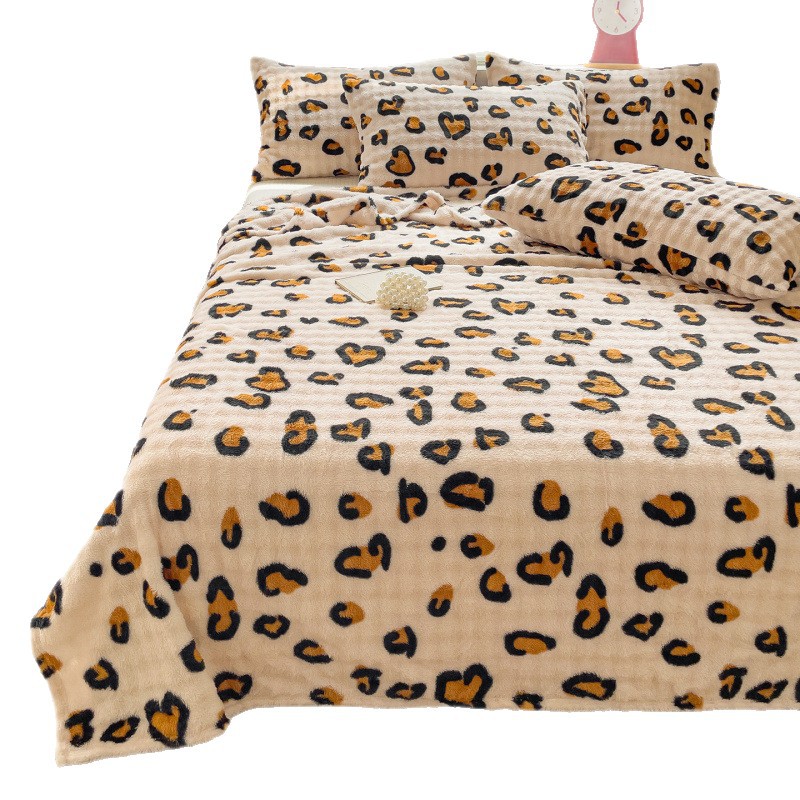 Leopard-print Bubble Fleece Blanket For Office Naps photo 3