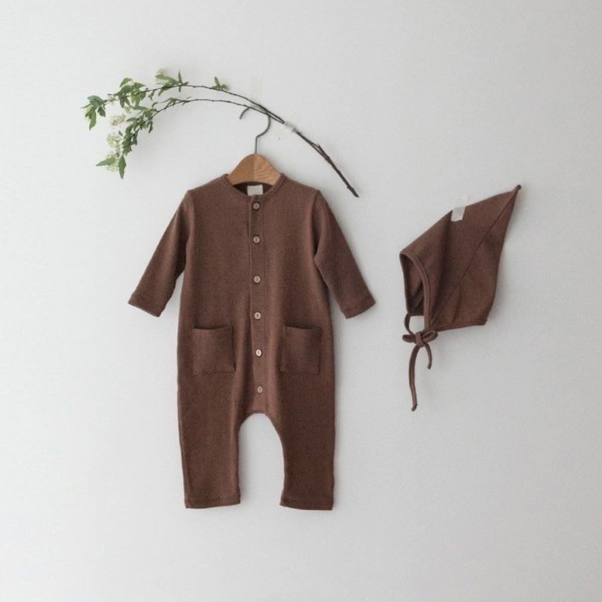 Solid-color Pocketed Chest-opening Baby Romper photo 5