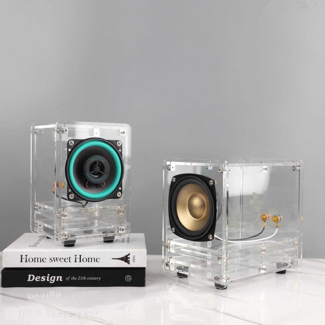 Modern Minimalist Transparent All-audio Acrylic Speaker photo 1