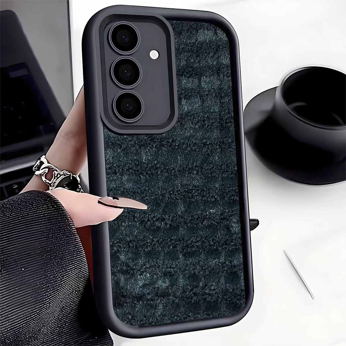 Black Solid-color Velvet All-inclusive Phone Case photo 4