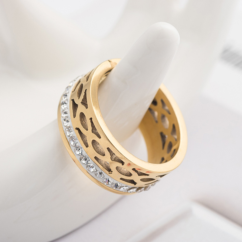 Fashionable Hollowed-out Diamond-studded Titanium Steel Ring photo 6