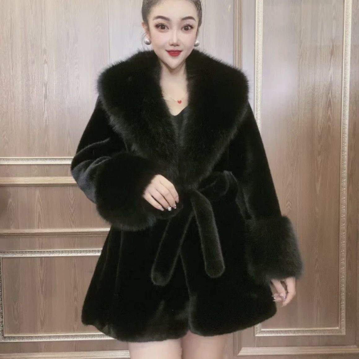 Stylish High-end Fur-and-fabric Faux Mink Coat photo 1