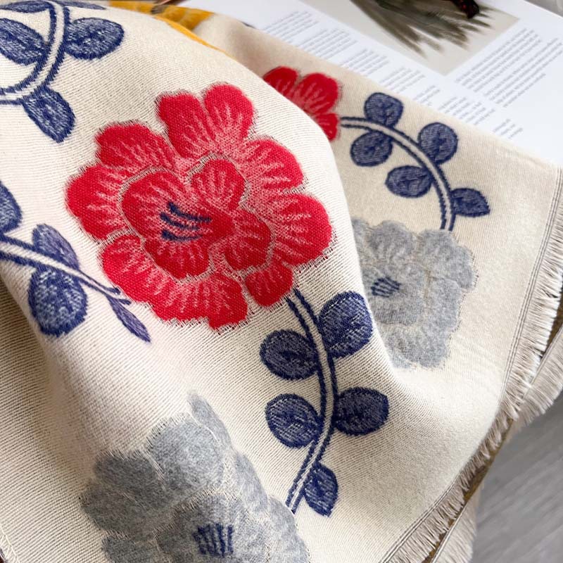 Retro Floral Soft And Warm Shawl photo 7