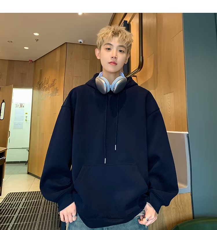 Men's Loose-fitting Pullover Hoodie photo 3