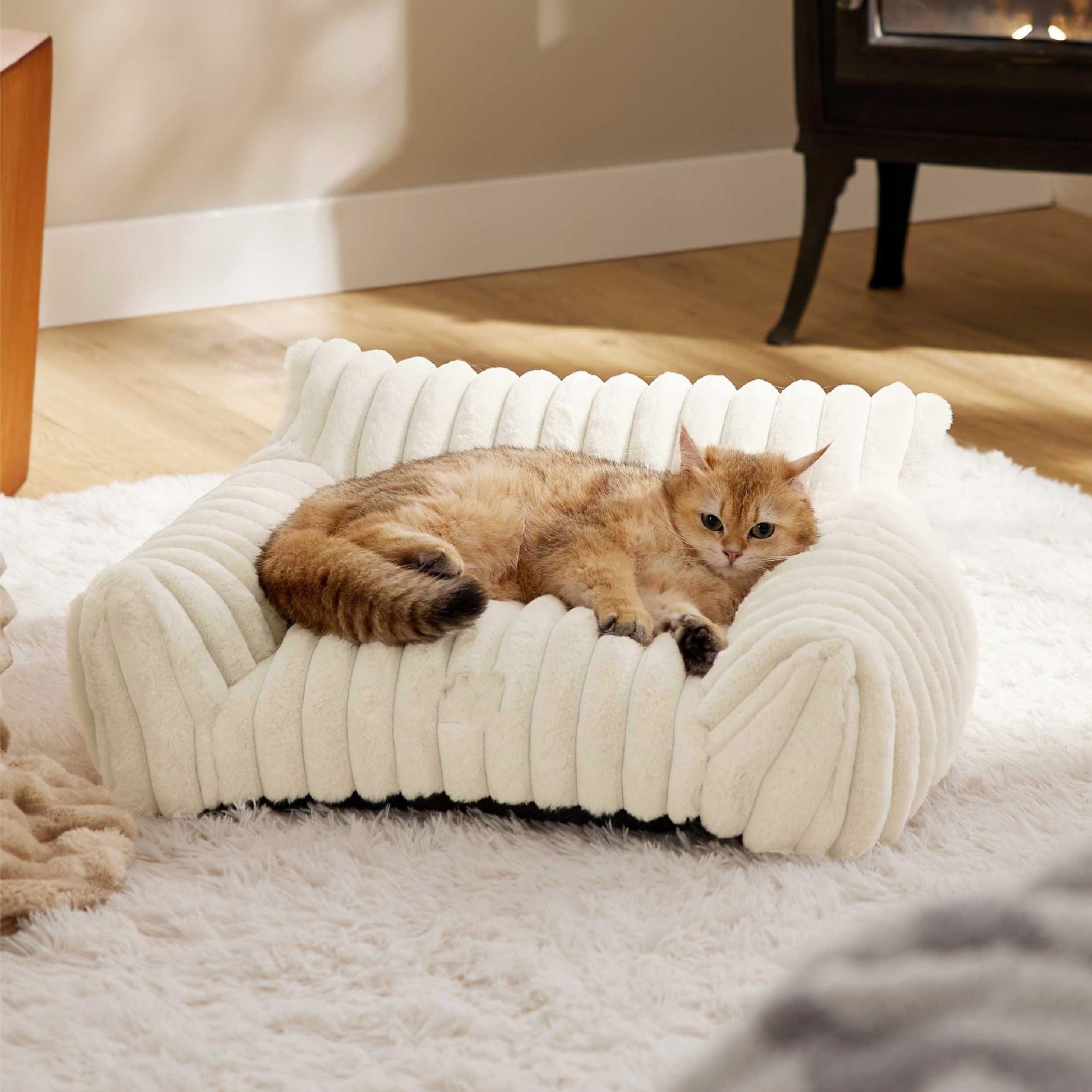 Simple And Versatile Four-Season Warm Plush Pet Bed photo 5