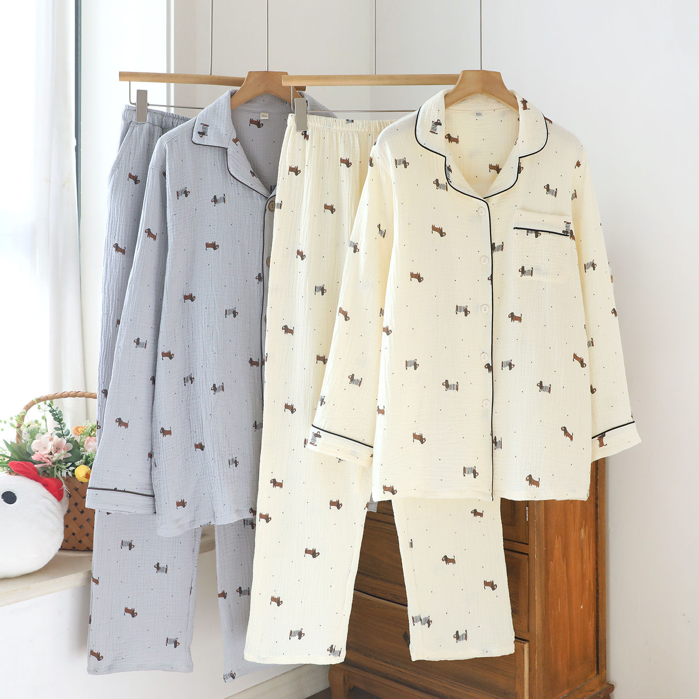 Mens And Womens Cartoon Cardigan Set photo 1