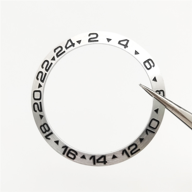 Watch Accessory 38mm Silver Bezel, Replacement For The Black And Green Submariner Case, Outer Bezel Ring photo 1