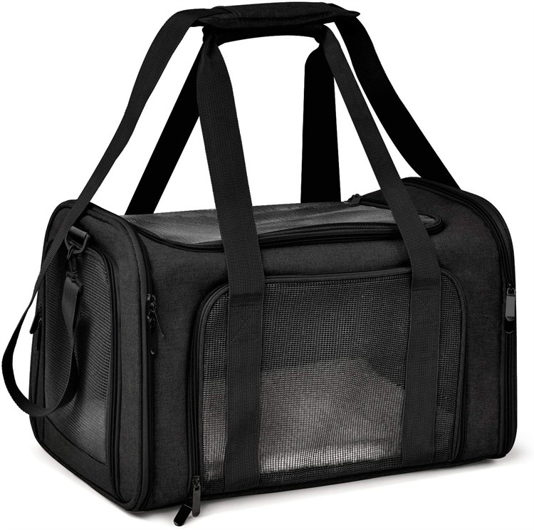Outdoor Travel Portable Pet Bags For Travel photo 4