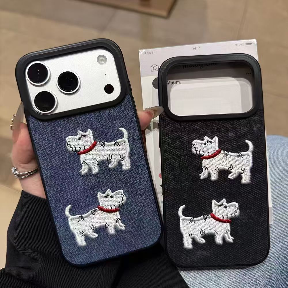 Two Dog Chinese-style Embroidered Phone Cases photo 4