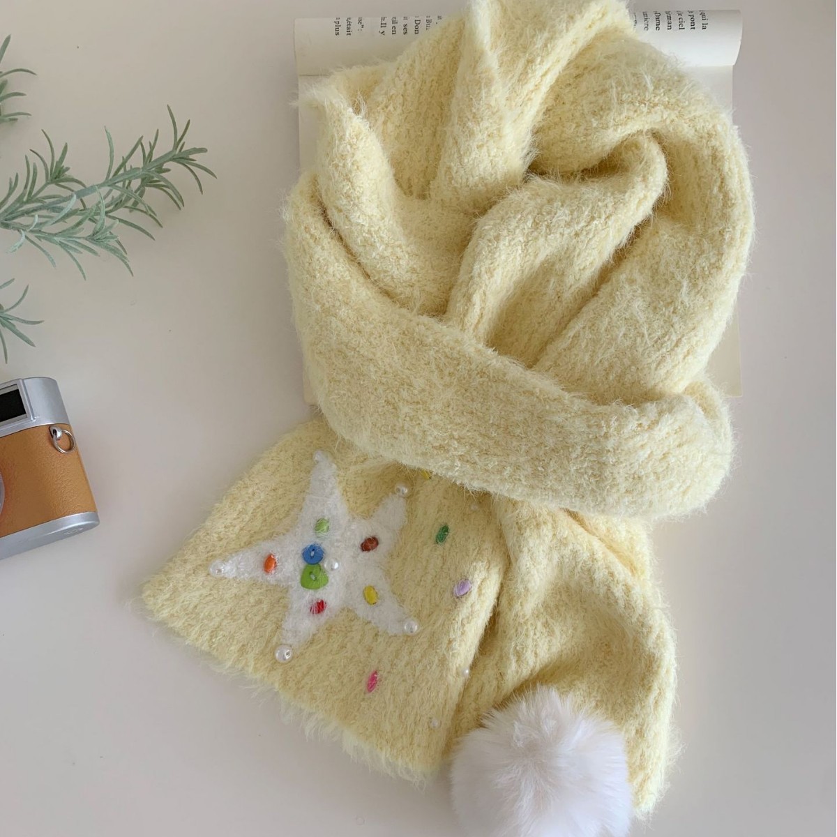Women's Plush Knitted Scarf Warm And Extra-thick photo 3