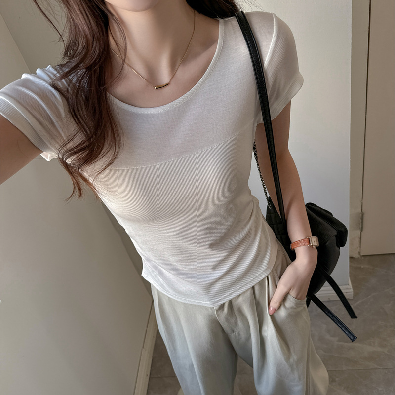 High-end Short-sleeve Top With A Spliced photo 1