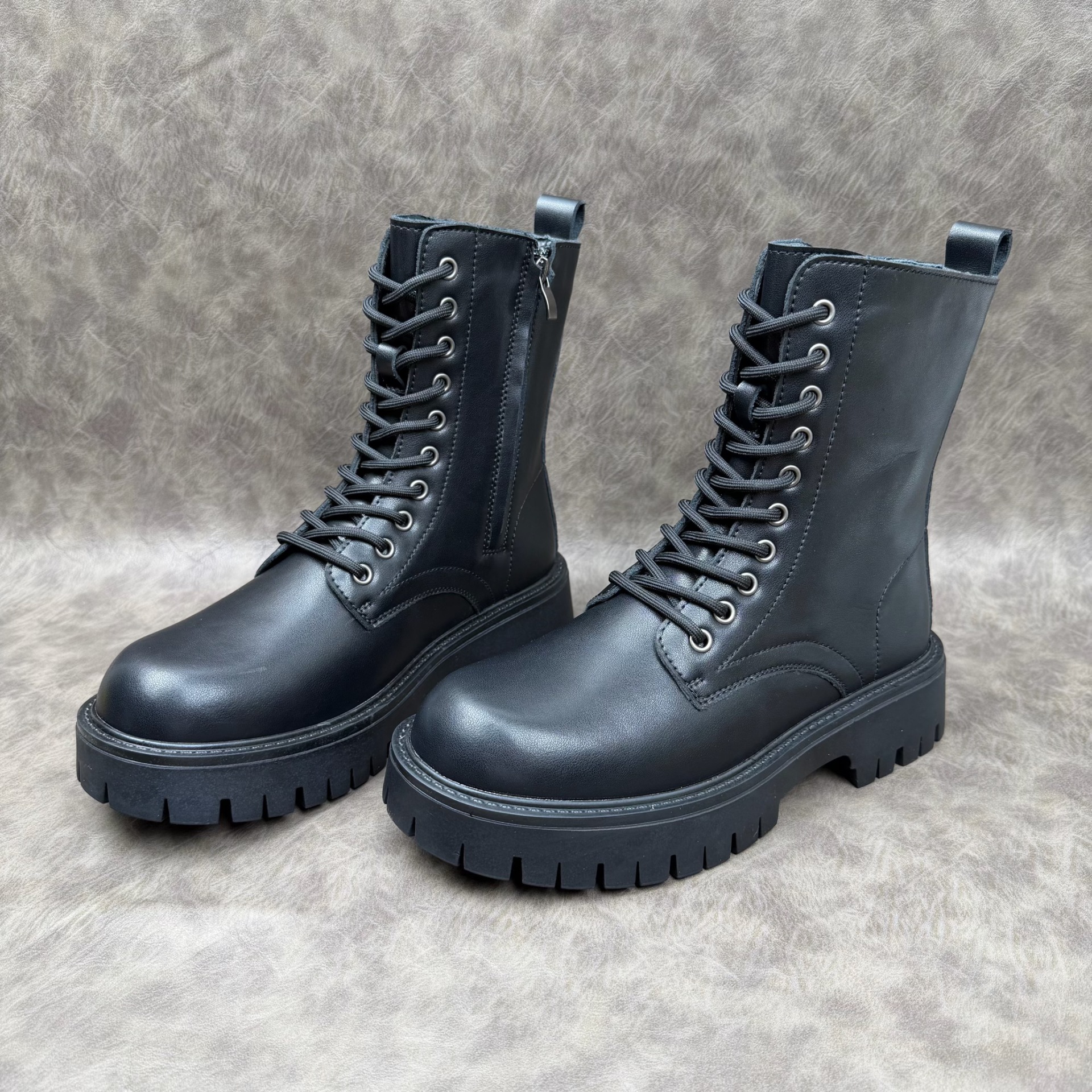 Men's Warm Thick-soled Leather Boots photo 1
