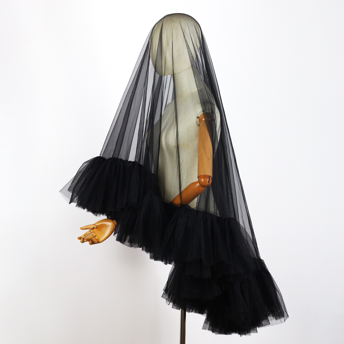 Heavy Industry Ruffled Bridal Veil White Double Layer Studio Travel Photo Exterior Puffy Soft Veil photo 3