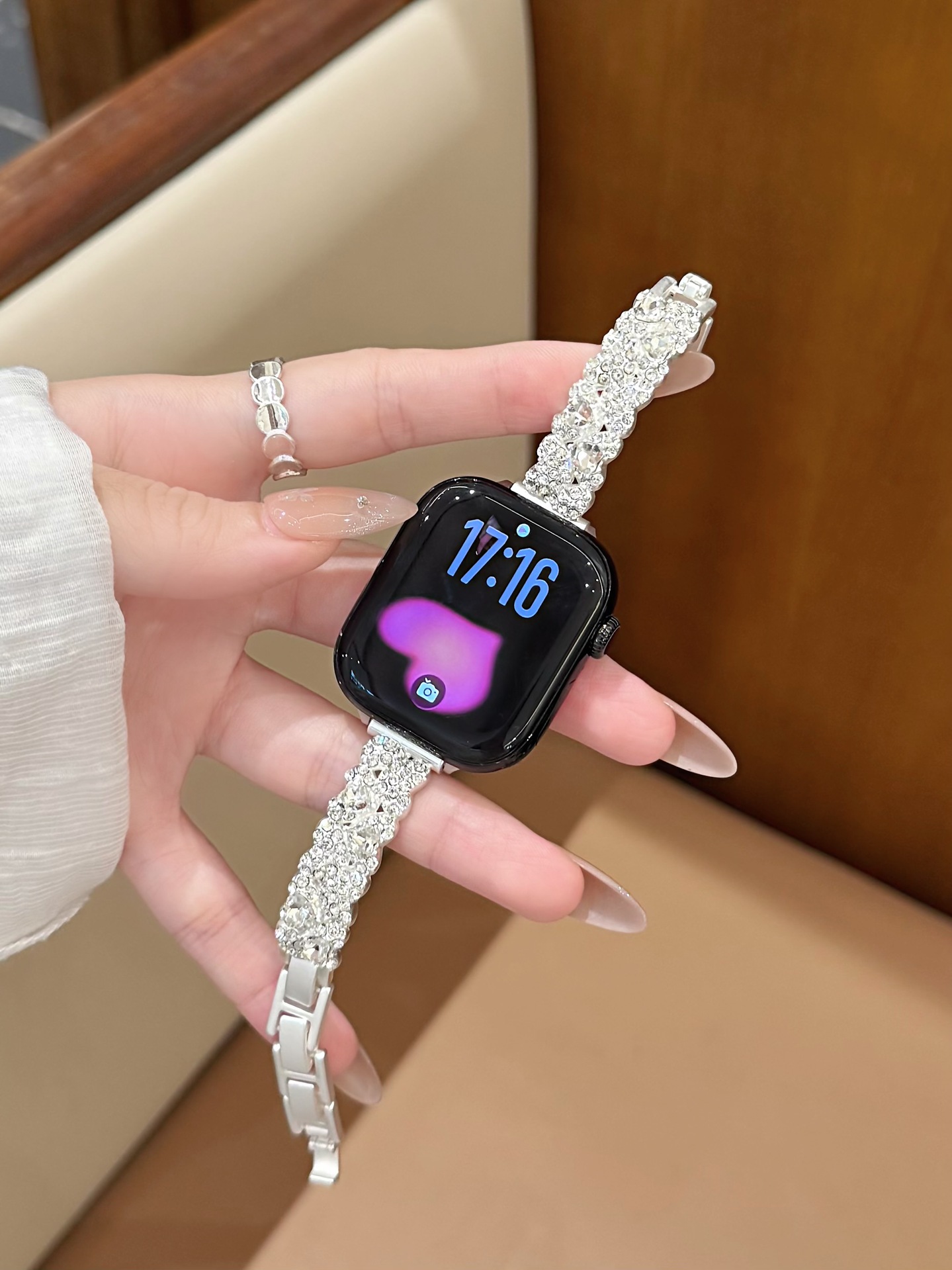 Diamond-Encrusted Bracelet Watch Strap With Heart Motif photo 4