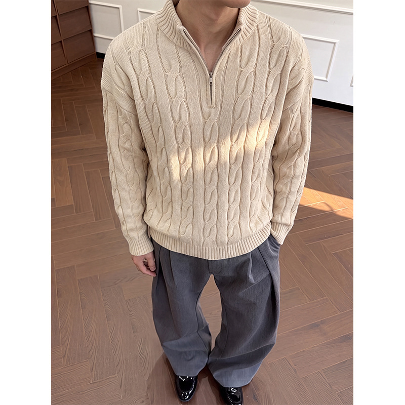 Men's Textured-knit Sweater With A Preppy Old-money Vibe photo 2