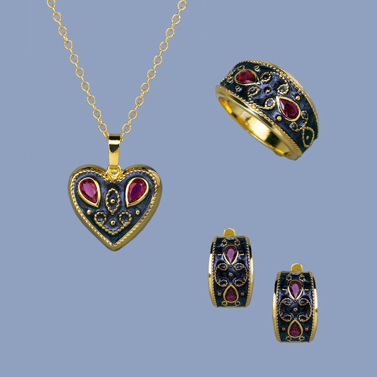Classic Retro Exquisite Enamel Jewelry Three-piece Set photo 1