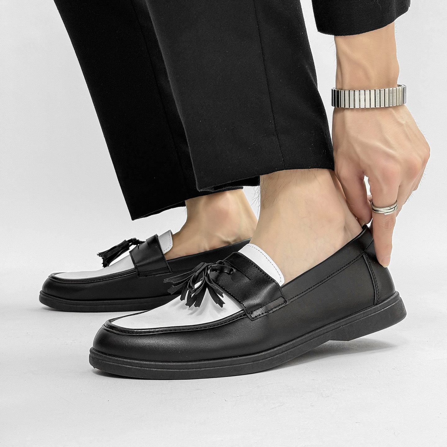 New Men's Slip-on Casual Shoes For Everyday Wear photo 2
