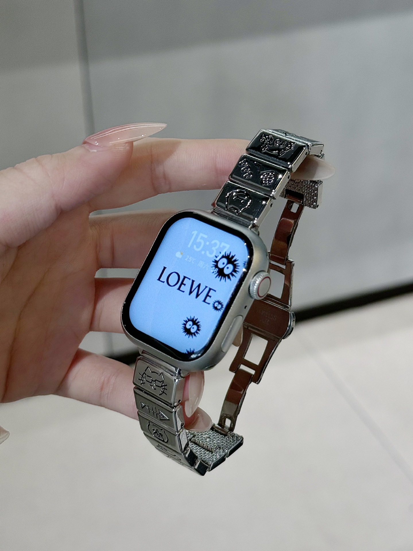 Womens Metal Watch, Adorned With Cat And Dog Motifs photo 8