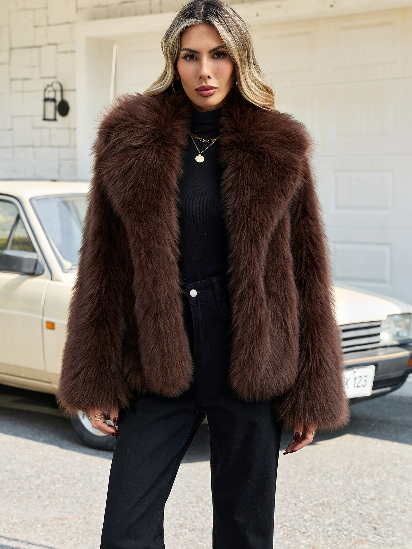 Thick Faux Fur Plush Eco-friendly Fur Coat For Europe And America photo 3