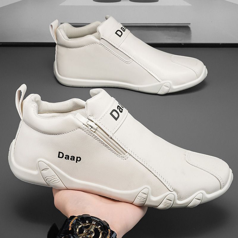 Mens High-top Casual Hiking Shoes photo 1