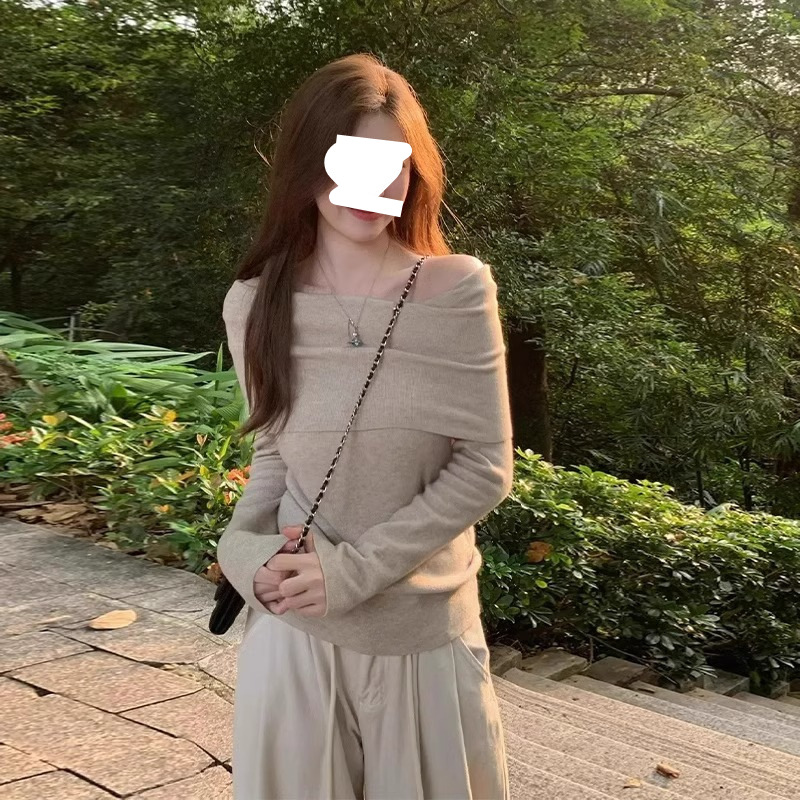 Off-the-shoulder Womens Knitted Bottoming Sweater photo 4