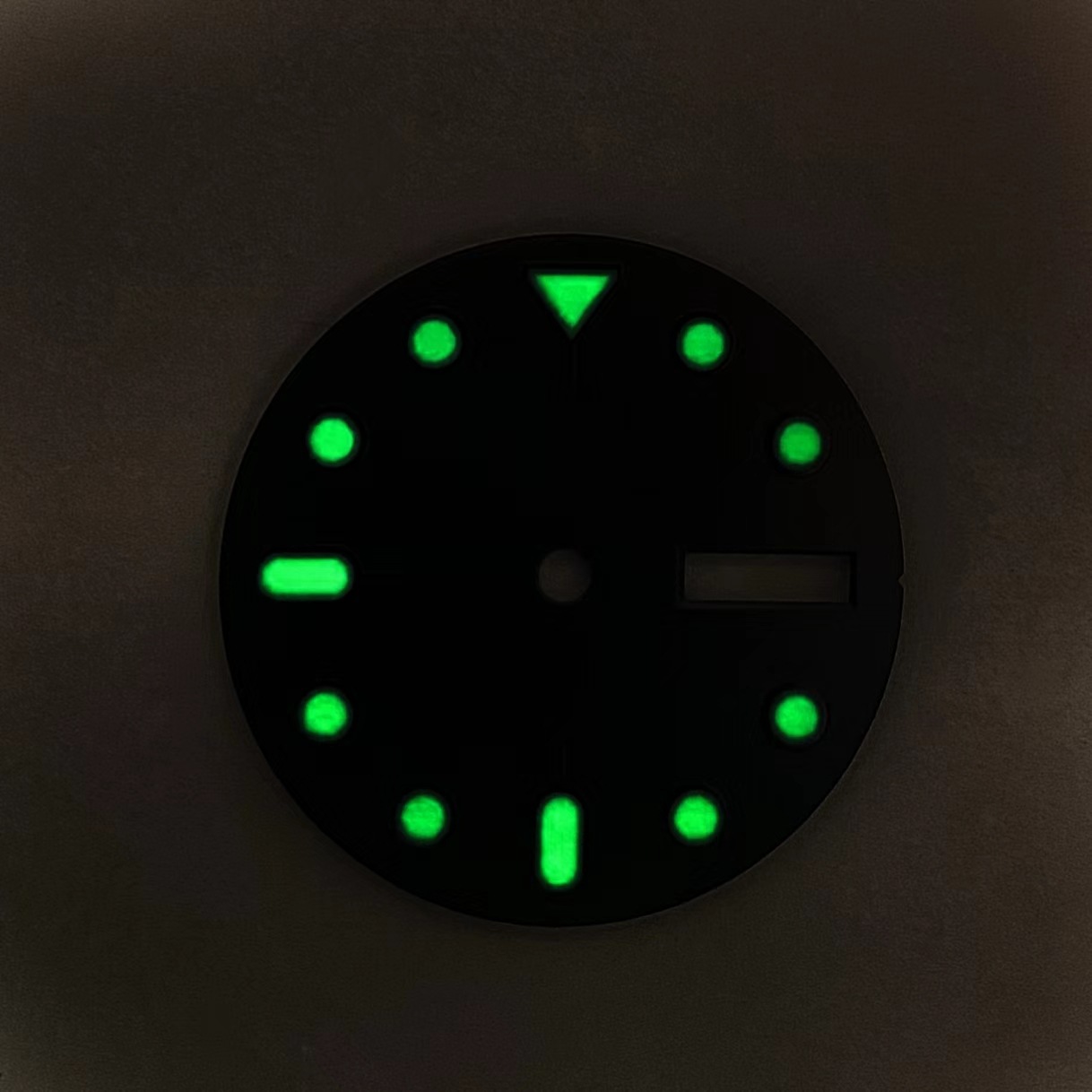 Watch Accessory Double-date Sunburst Dial With Green Luminous Hands Suitable For NH36 4R Movement photo 5
