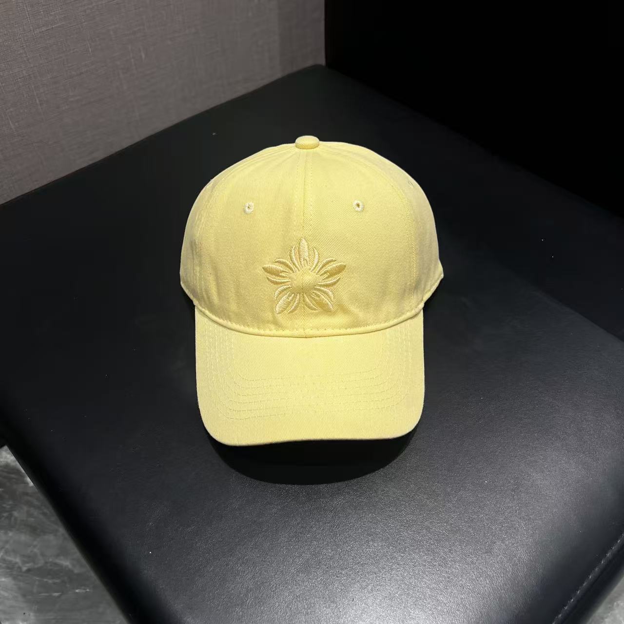 Wide-brimmed Face-flattering Baseball Cap With A Peaked Visor photo 7