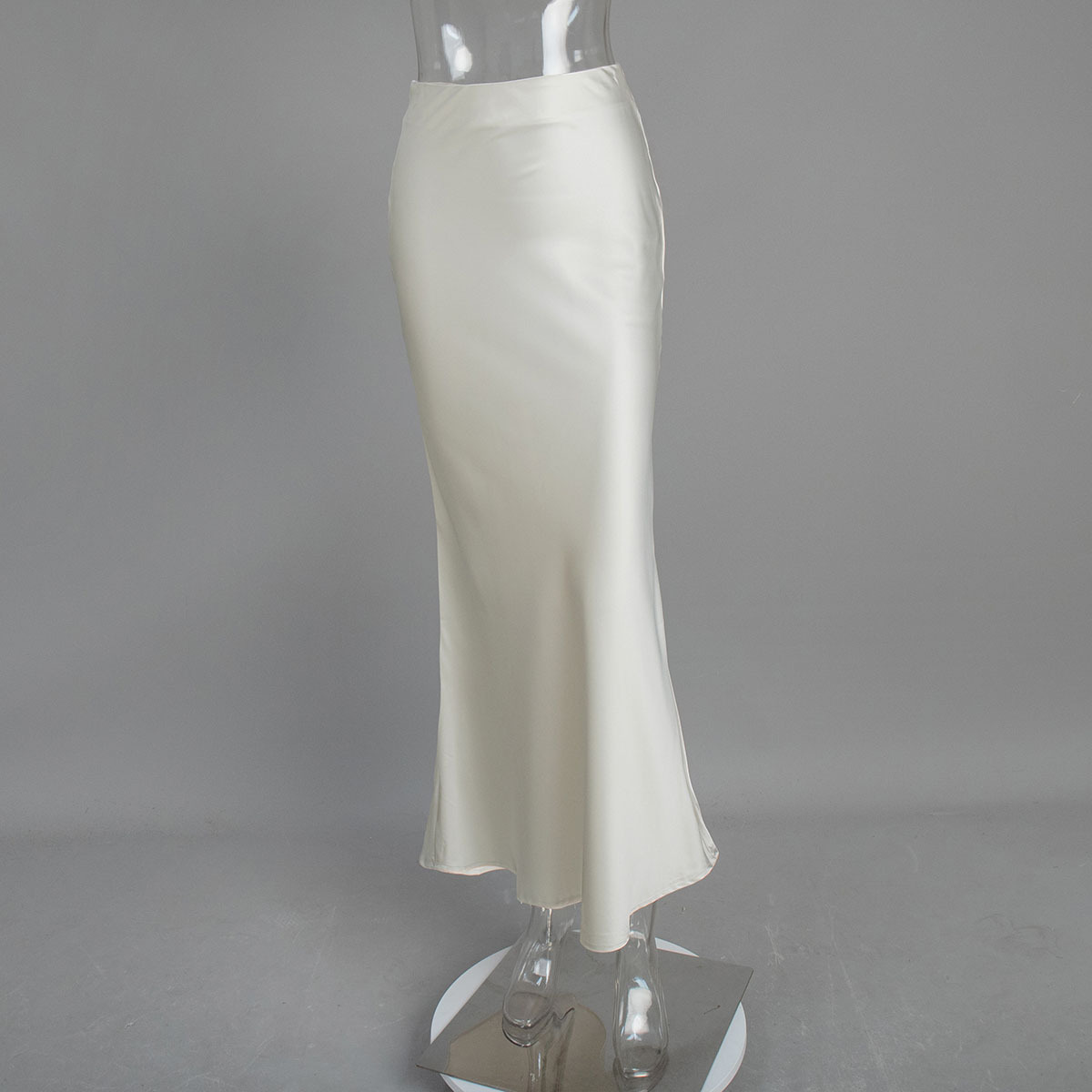 Women's Spring Satin And Velvet Long Skirt photo 4