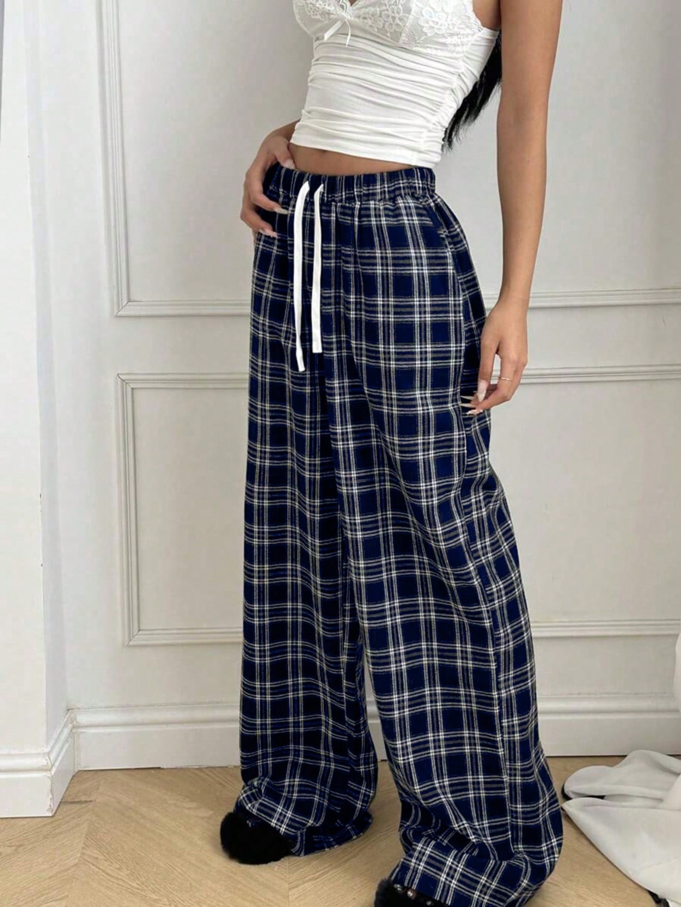 Women's Plaid Casual High-Waisted Wide-Leg Pants With Drawstring photo 3