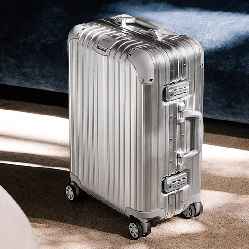 Aluminum-magnesium Alloy Combination Lock Women's Rolling Suitcase photo 1