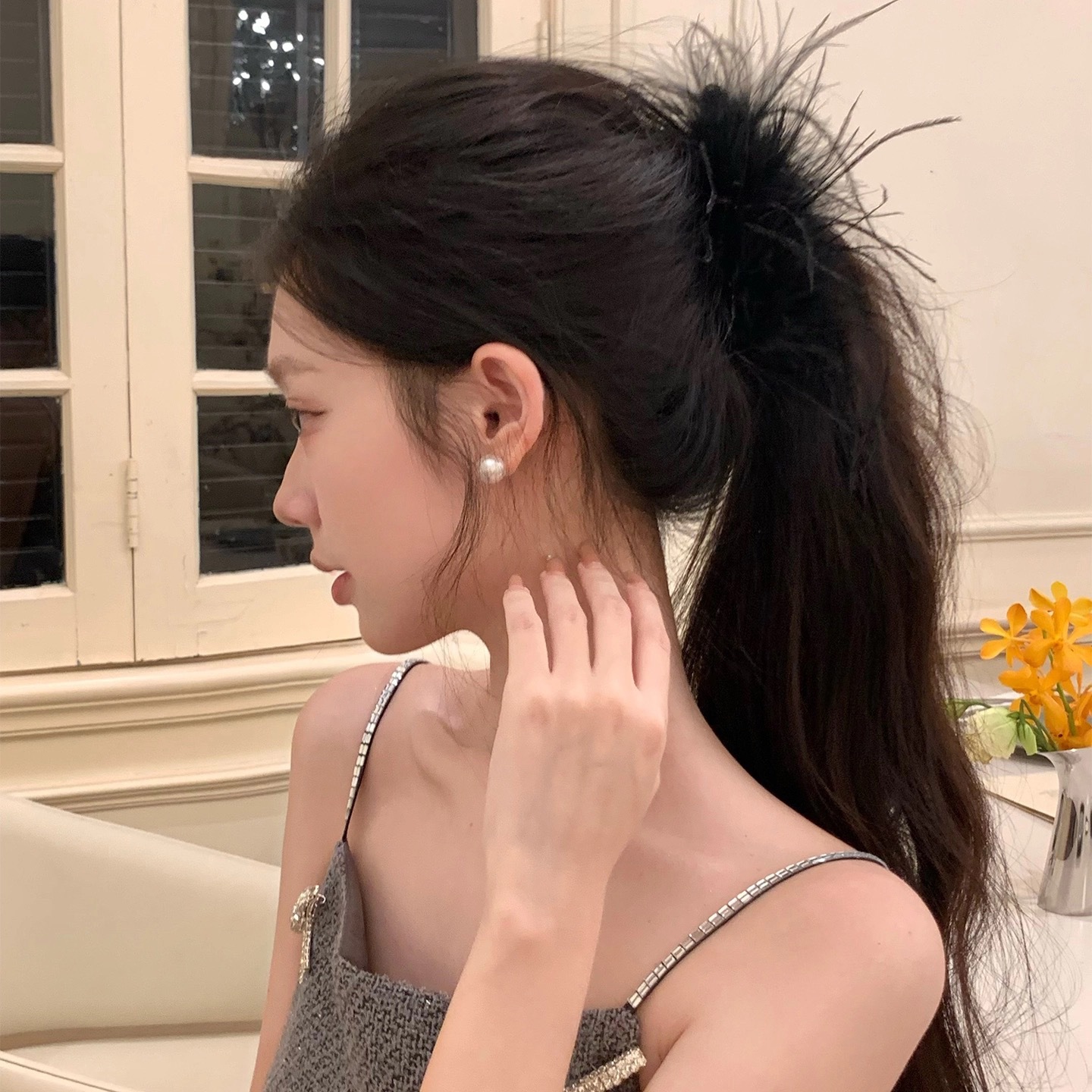 Elegant Sophisticated Bun-style Ponytail Clip For The Back Of The Head photo 6