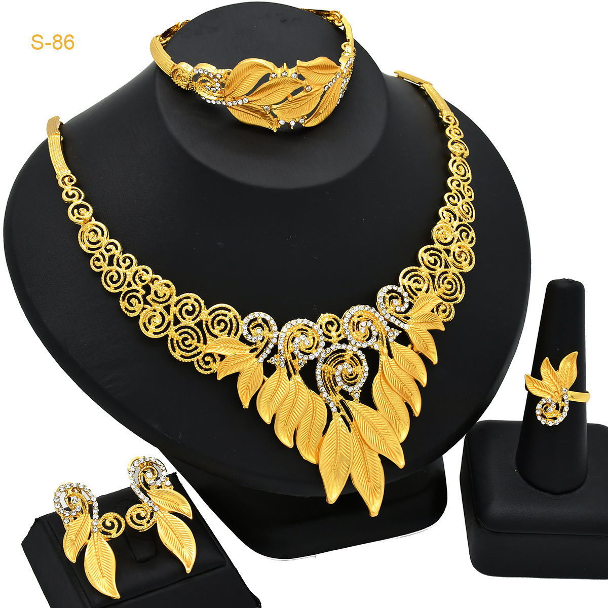 Women's Saudi Bridal Necklace Bracelet Earrings Four-piece Ring Set photo 4