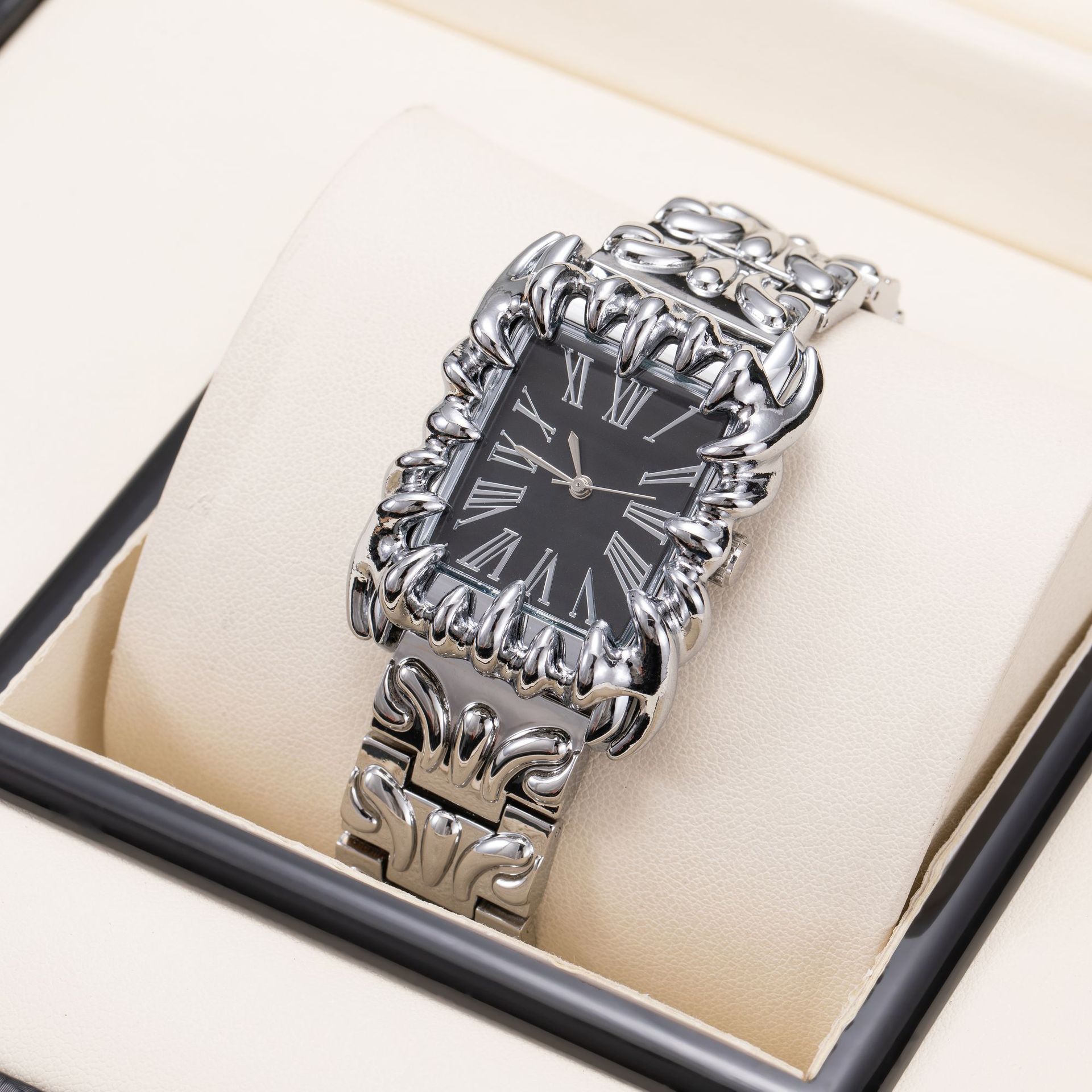 European And American Style Retro Personalized Embossed Irregular Shaped Pointed Claw Mens Watch photo 7