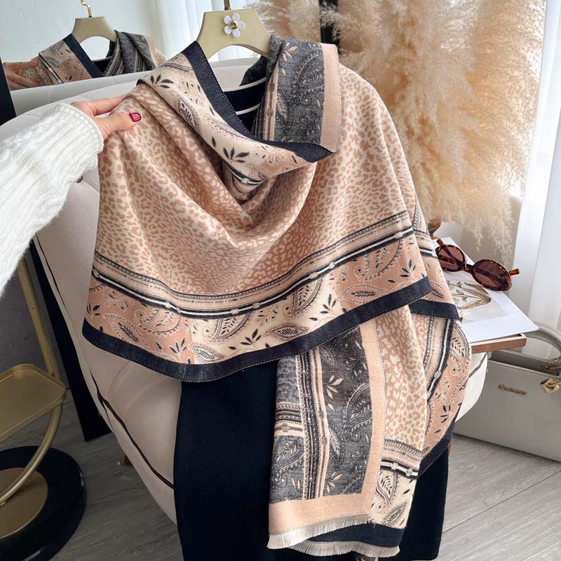 Cashew Flower Leopard Print Patchwork Jacquard Reversible Scarf photo 6