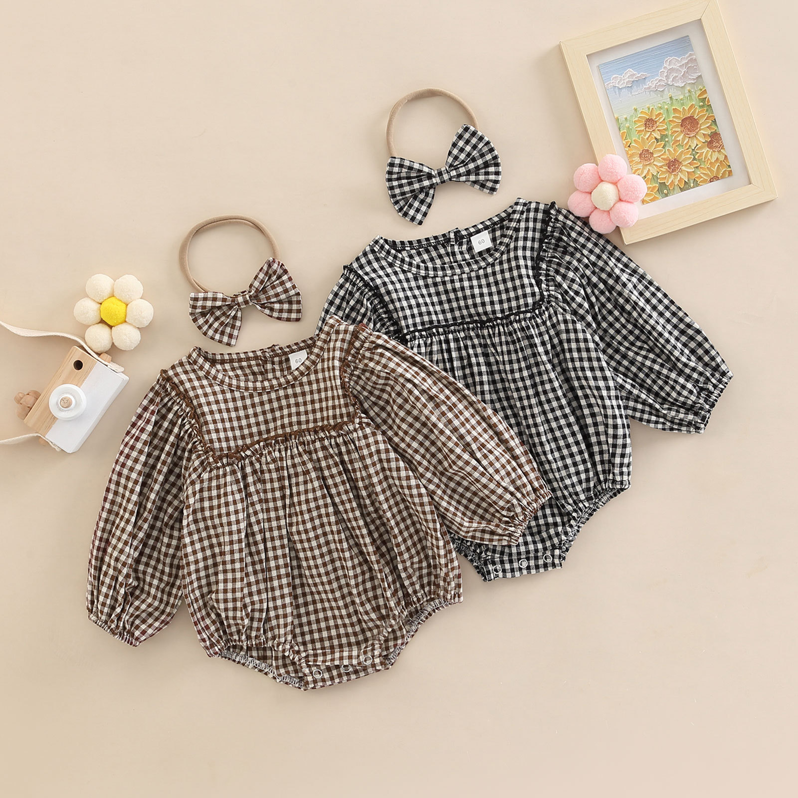 Simple Plaid-Print Long-Sleeve Outfit For Infants And Toddlers photo 1