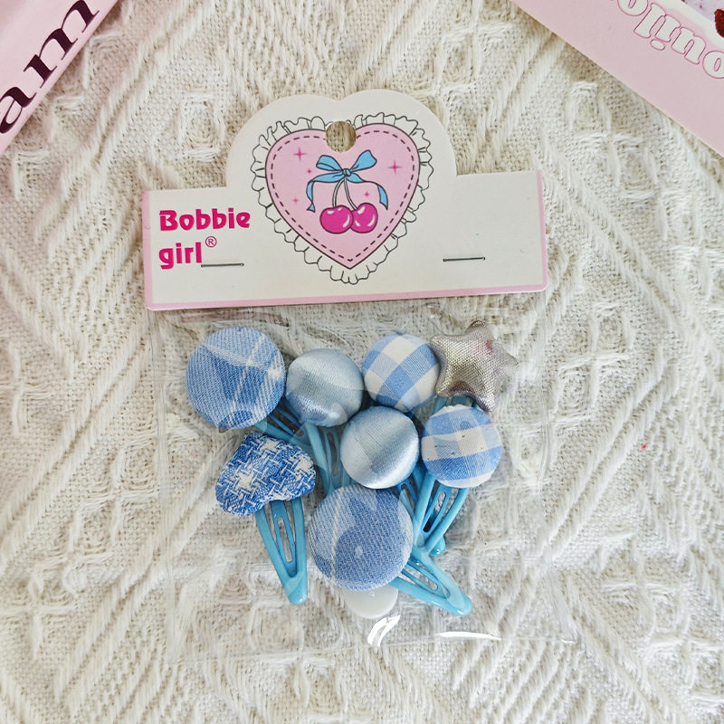 Candy-colored Side-swept Bangs Clip photo 3