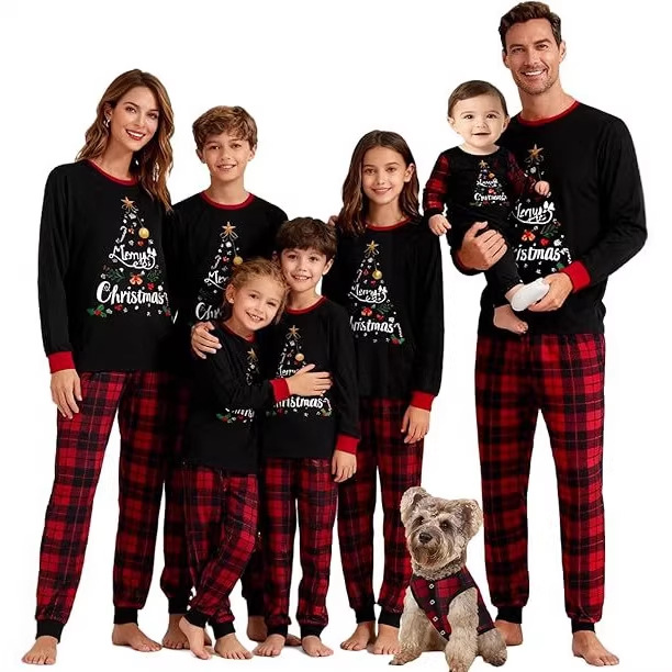 Printed Christmas Parent-Child Pajama Set photo 5