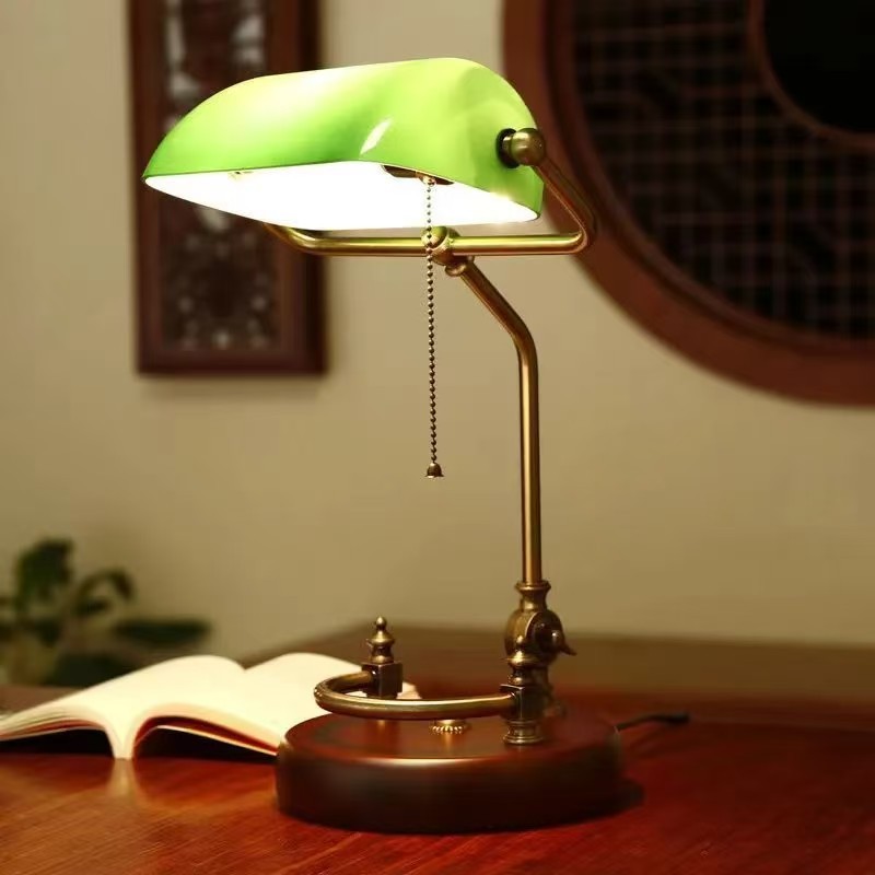 Retro Solid Wood Bedroom Decorative Table Lamp photo 1