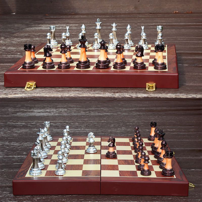 High-end Chess Set Made Of Metal And Acrylic photo 3