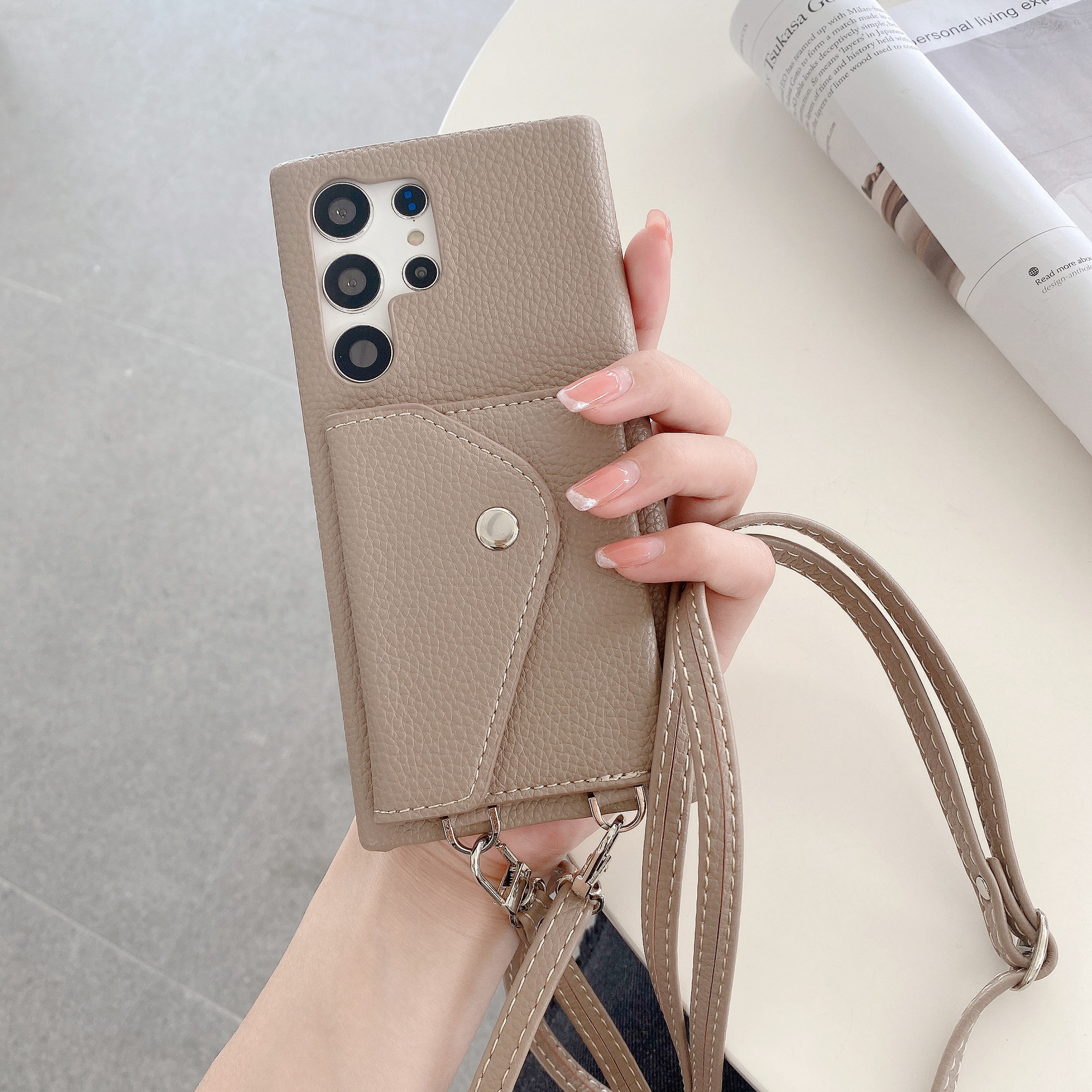 Litchi-textured Triangular Flip Card Holder With Lanyard For S24 Ultra photo 2
