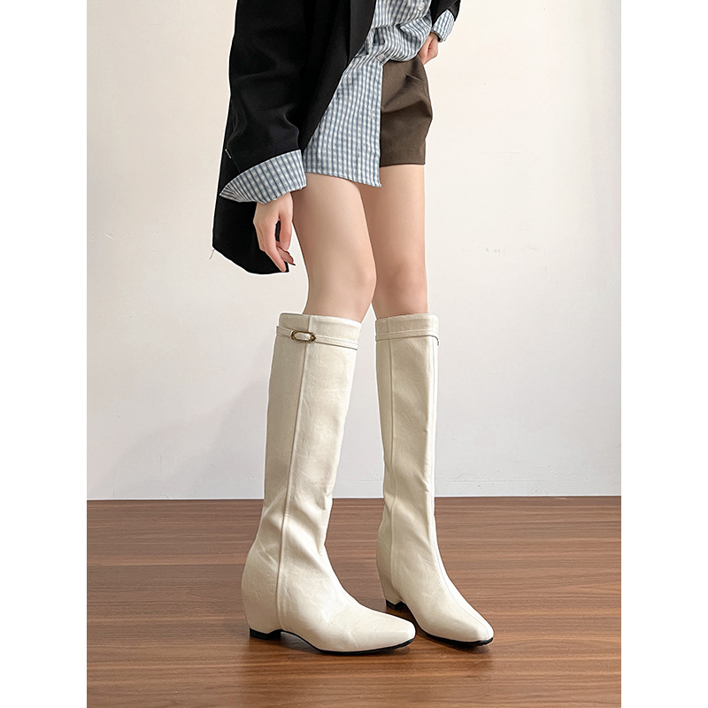 Womens Black High-top Boots With Buckles And A Hidden Heel photo 2