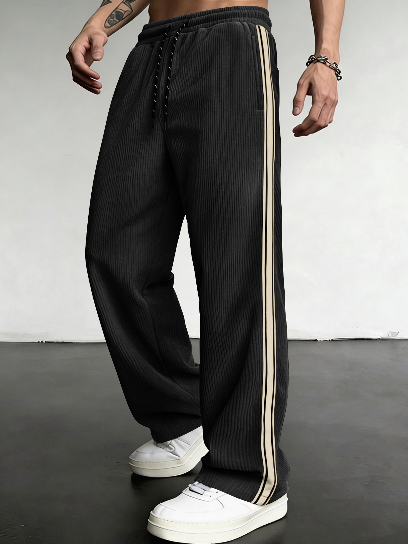 Breathable Drawstring-waist Relaxed-fit Outdoor Casual Straight-leg Trousers photo 3