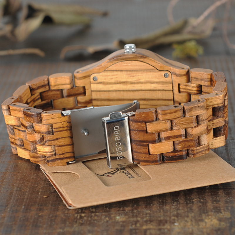 Wooden Pointer Style Quartz Watch photo 5