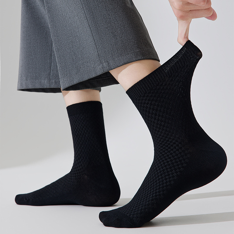 Mens Casual Soft And Breathable Mid-calf Socks photo 1