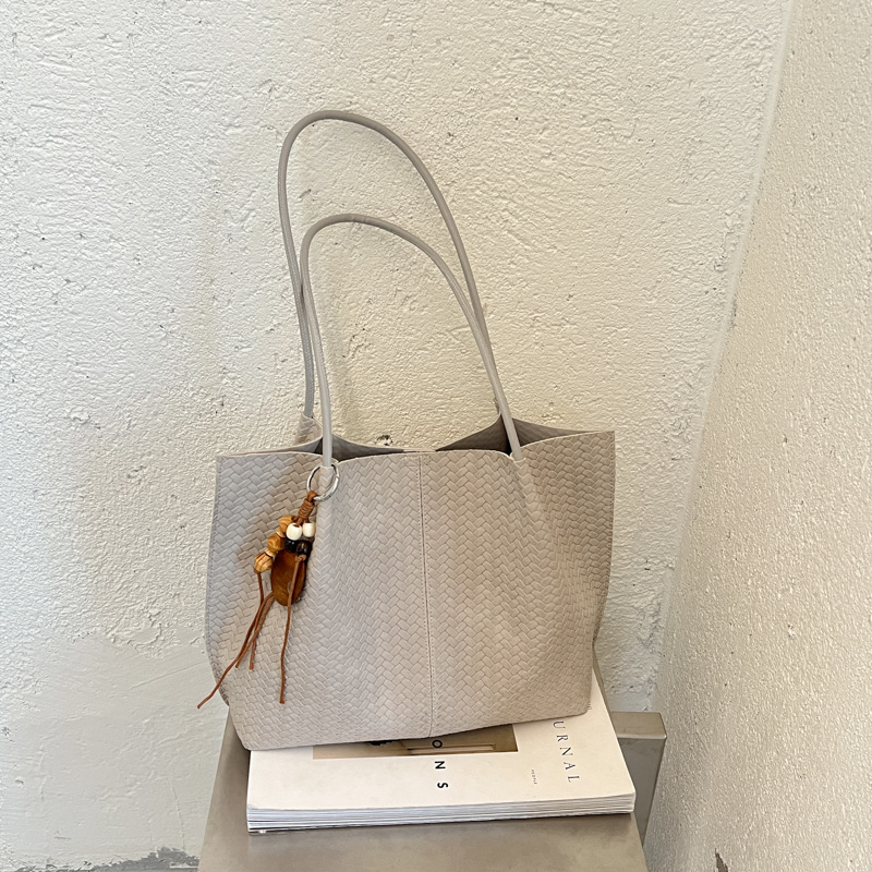 Commuter Vintage Large-capacity Underarm Bag New Casual Style photo 4