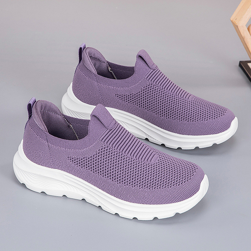Leisure Sports Solid Color Soft-soled Running Shoes photo 2
