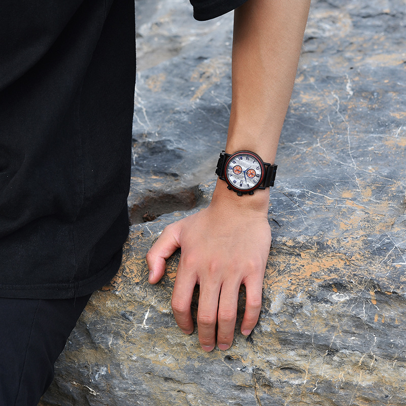 Unisex Wooden Quartz Decoration Watch photo 3